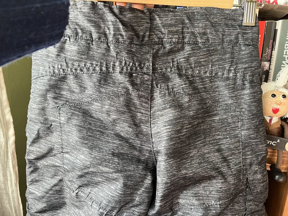 Ски панталон, грейка Champion и розово яке Sfera - 4-5 години