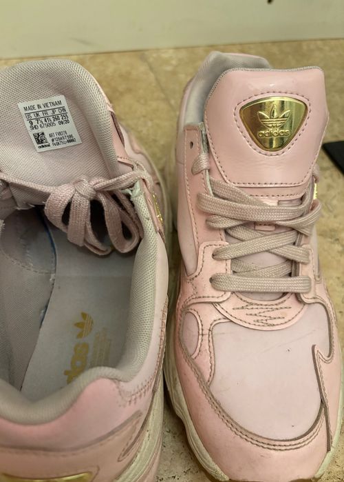 Кроссовки женские Adidas