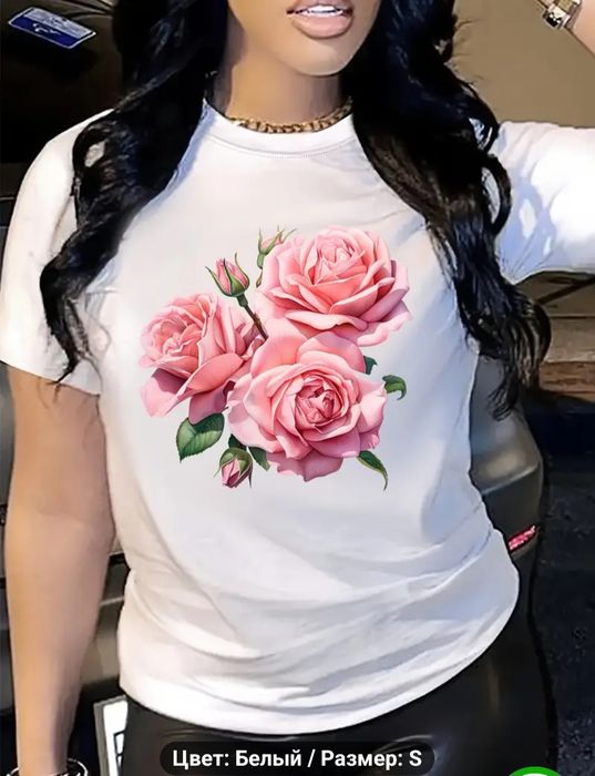 Женские футболки.