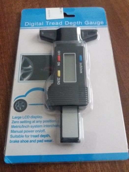 Subler digital masurare adancimii profilului anvelopei