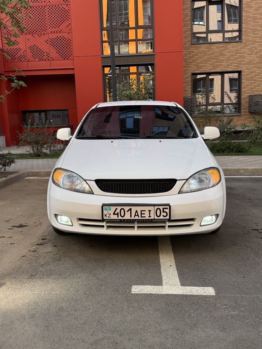 Chevrolet lacetti 2011