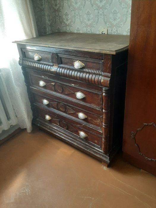 Раритетный комод