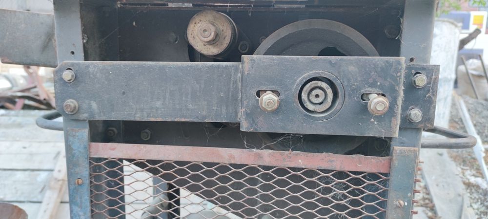 Срочно сотилади ! Комбинацияланган пиларама машина КМ000