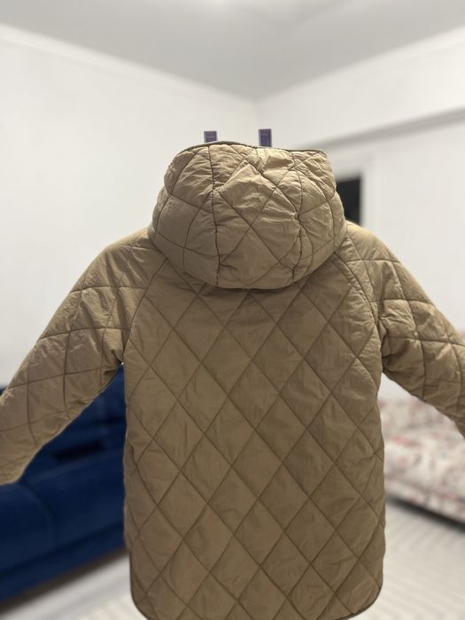 Продам детскую куртку