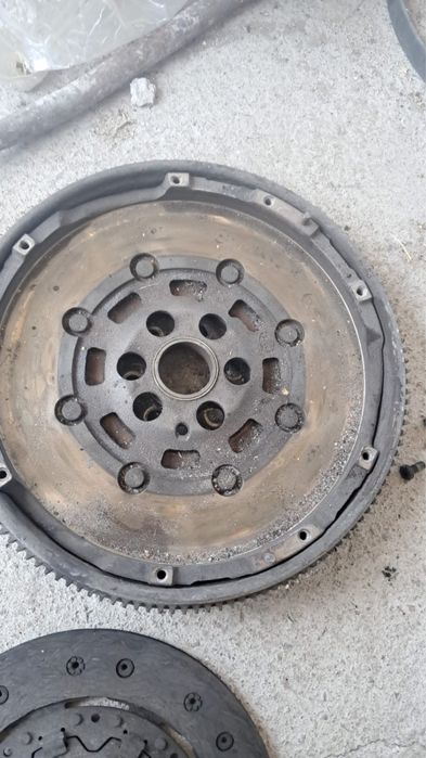 Маховик транспортер т5 обьем 1.9