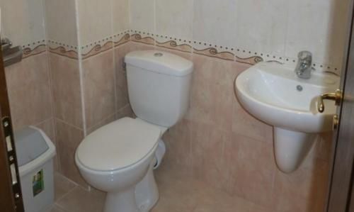 Дава се под наем Тристаен апартамент в Пловдив, Христо Смирненски - 112 кв.м за 450 € - Снимка #5