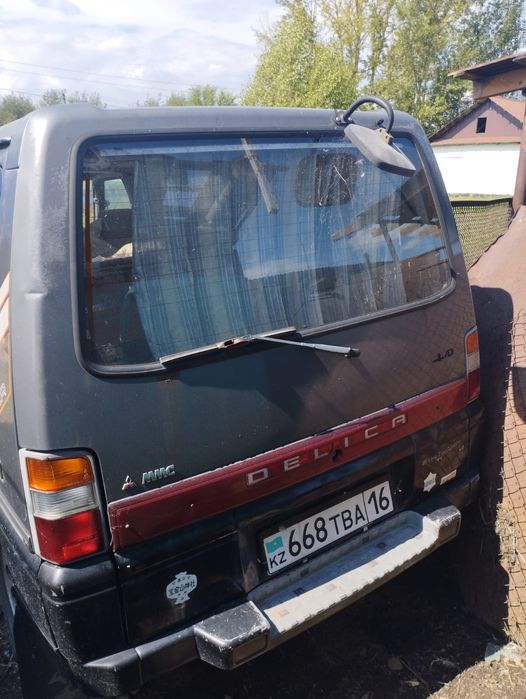 Продам Митсубиси делику