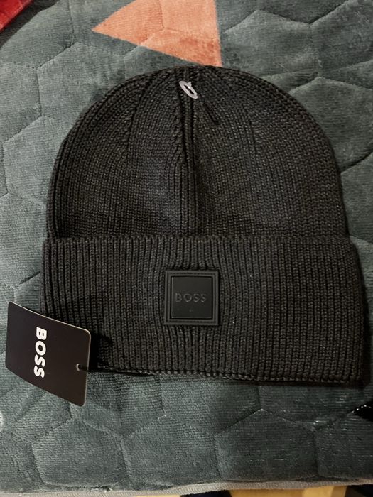 Мъжки шапки топ цена