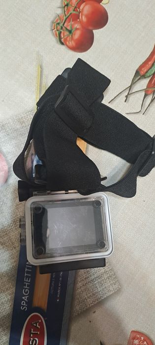 Продам экш камеру новая