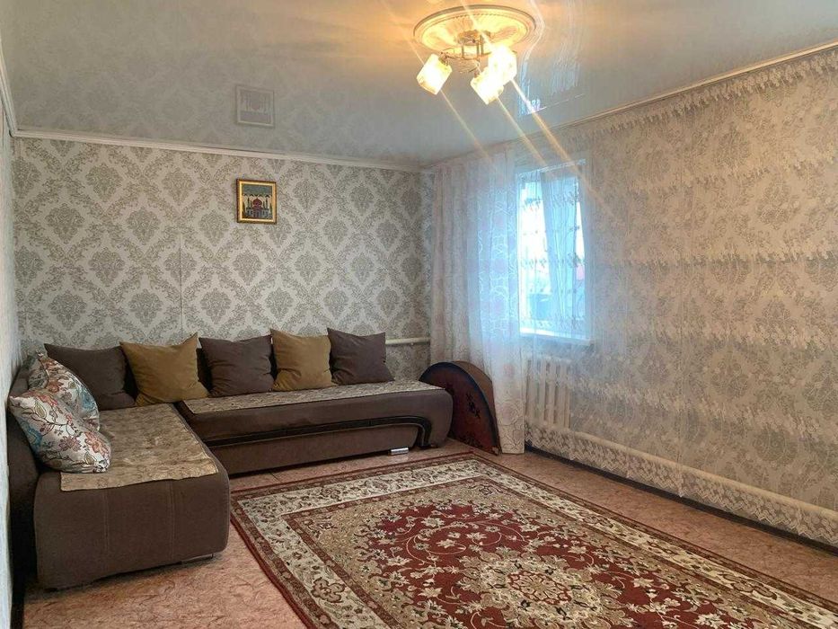 Продам 4-комн шпальный дом в Береке