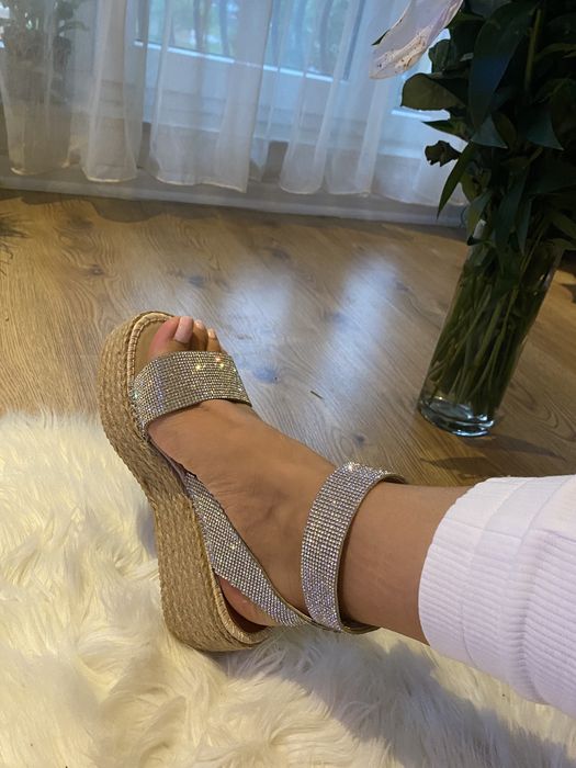 Sandale cu cristale