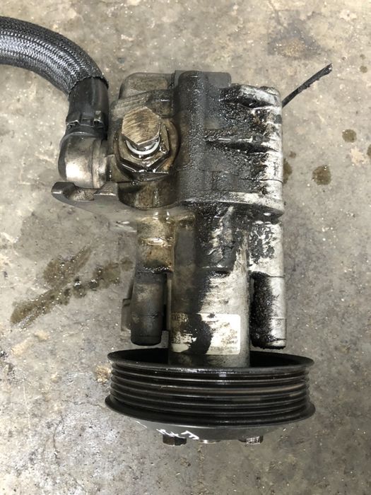 Хидравлична помпа/ алтернатор БМВ Х5, Е70, 3.0д (alternator BMW X5)