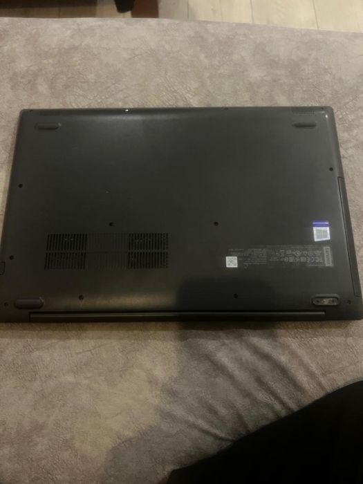 продам ноутбук Lenovo цена 90000