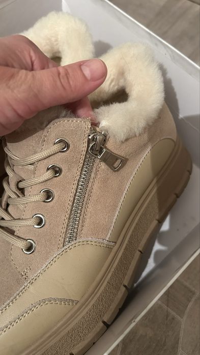 Сапоги с мехом беж