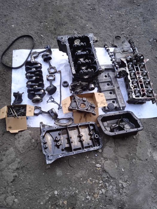 Двигатель Mazda FS блок коленвал шатун головка гбц
