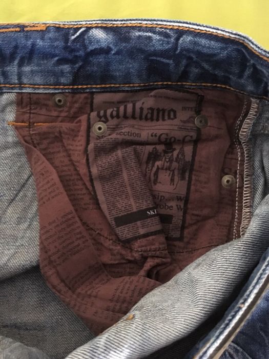 Blugi / Jeans Galliano marimea 35 skinny originali Reducere ( oferta )