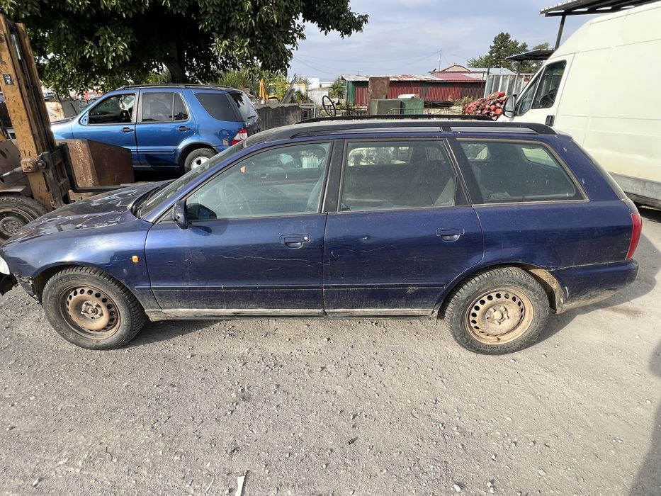 Audi A4 B5 1.8 НА ЧАСТИ