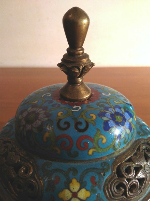 Vas asiatic imperial |bronz si email cloisonné| piesa veche si rara