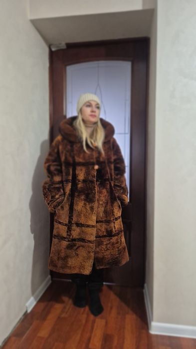 Продам мутоновую шубу