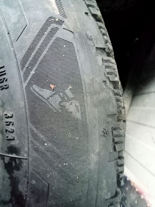 Jante tabla cu cauciucuri iarna Goodyear 195/65/15