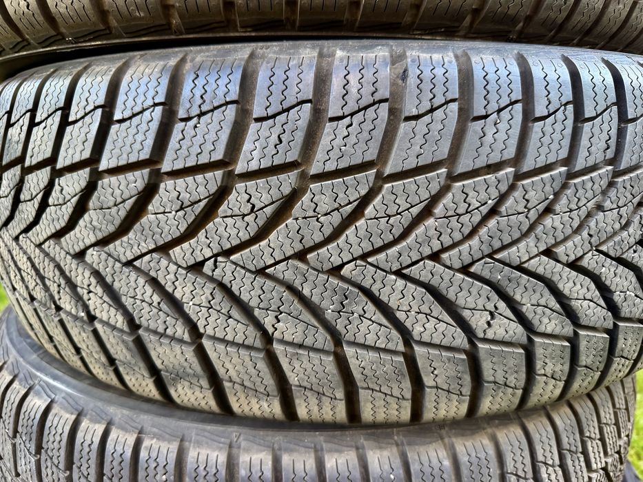 Set 4 anvelope iarna SUV NEXEN 225/60 R17 - garantie si factura