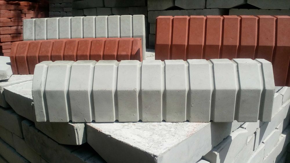 Брусчатка в Алматы. Паребрики