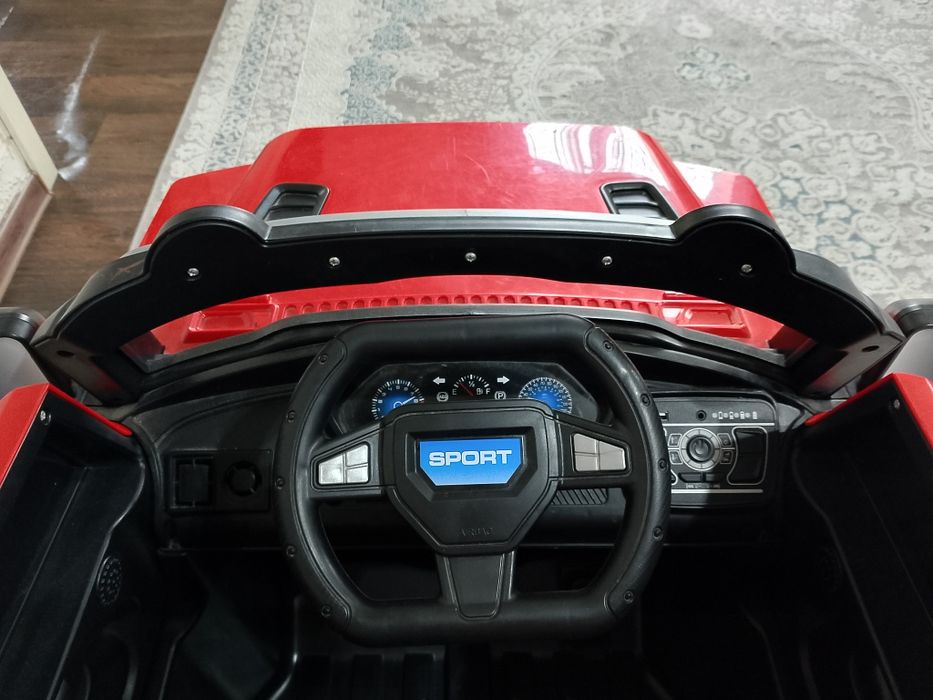 Электромобиль детский