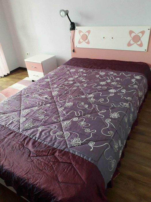 Обзавеждане за детска стая /момиче/ в розово и бяло.