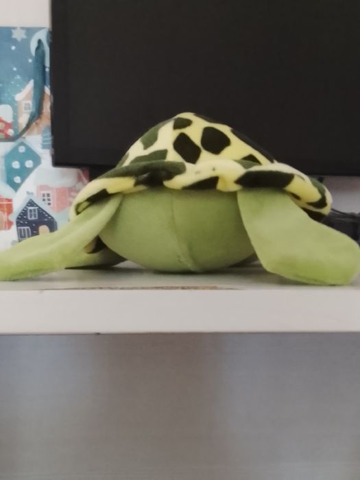 Продаю игрушку черепашка