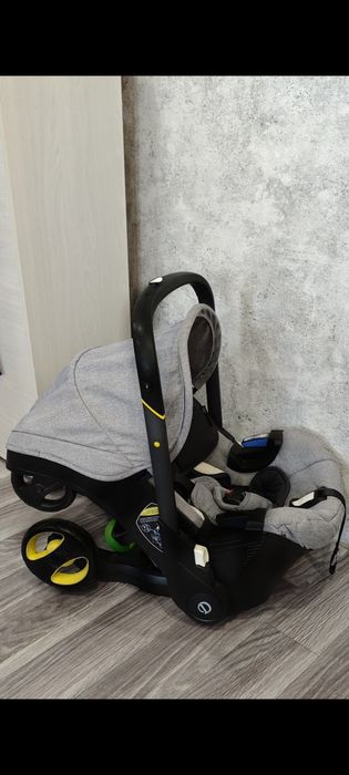 Продам коляску -автолюльку