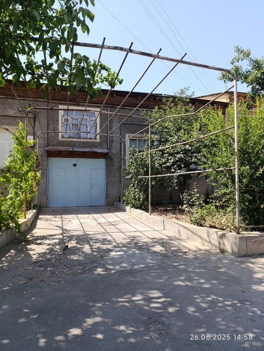 Orikzorda uchaska sotiladi