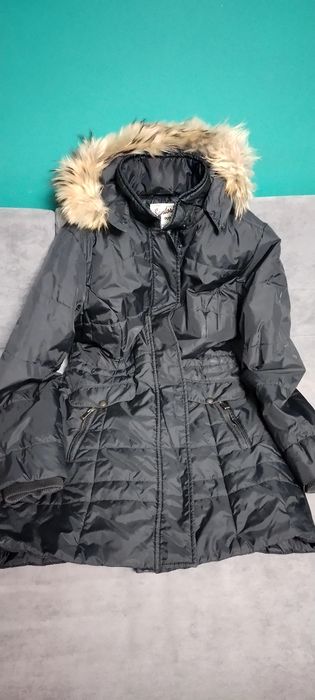 Бесплатно, пара женских плащей