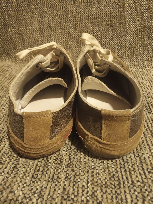 Încălțăminte din piele