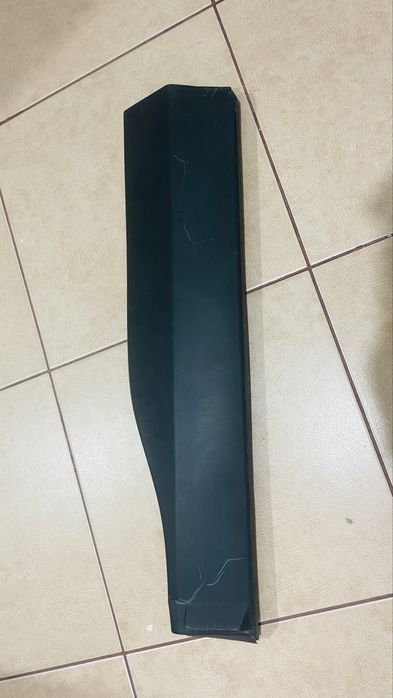 Тойота Рав 4 накладка двери