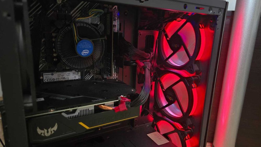 PC Gaming Gefore GTX 1650 I5-10400F 2.90 GHZ(12 nuclee) 500GB SSD 8 GB RAM DDR4 + periferice