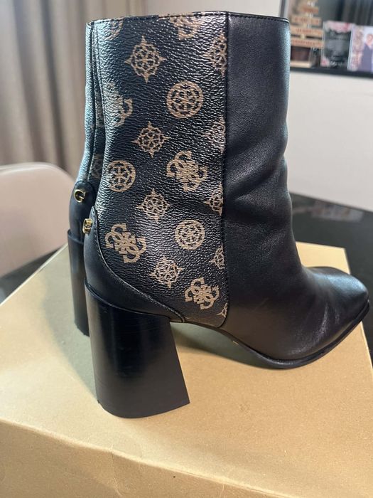 Зимни боти Guess