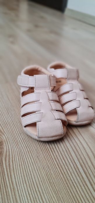 Бебешки обувки, ботушки и маратонки