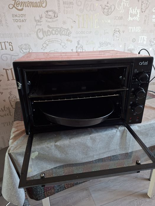 Продам электрическую духовку