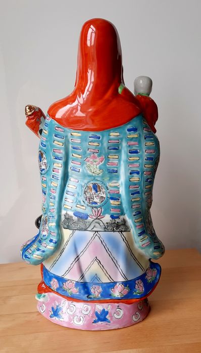 Старинная китайская статуэтка Фу Сина Бога счастья 
Сина, Бога счастья