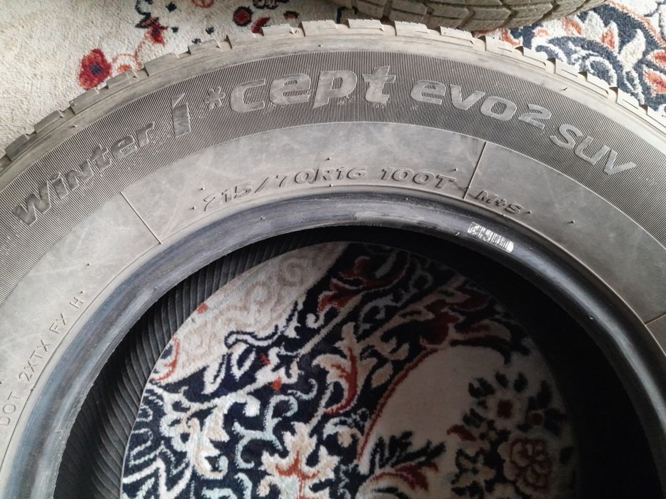 Продам баллоны зимние липучка.
