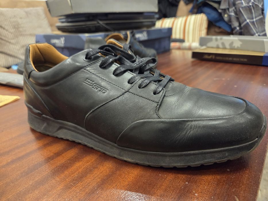 Salamander Сникърси,
150 лв.