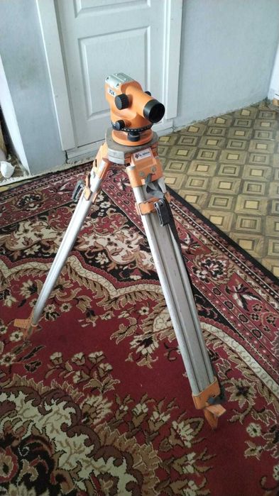 Nivela laser nedo
