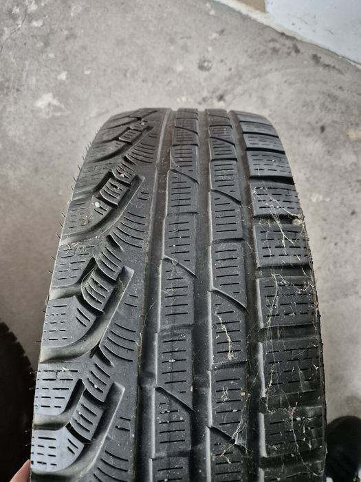 set 4 anvelope de iarna Pirelli 225 65 R17
