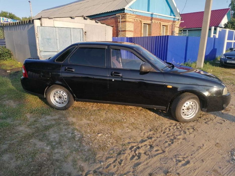 Продам машину приору