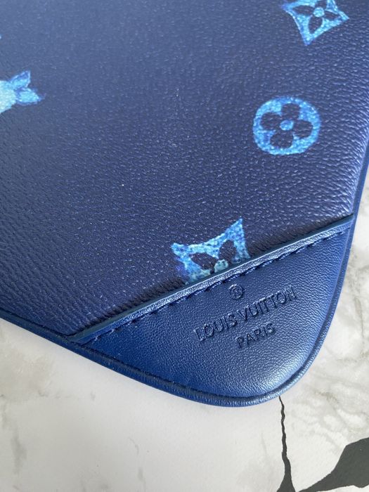 Louis Vuitton Zippy Wallet + breloc Monogram Watercolor Blue set