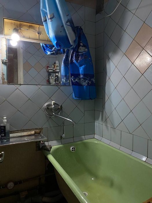 Uy sotiladi ibn sino