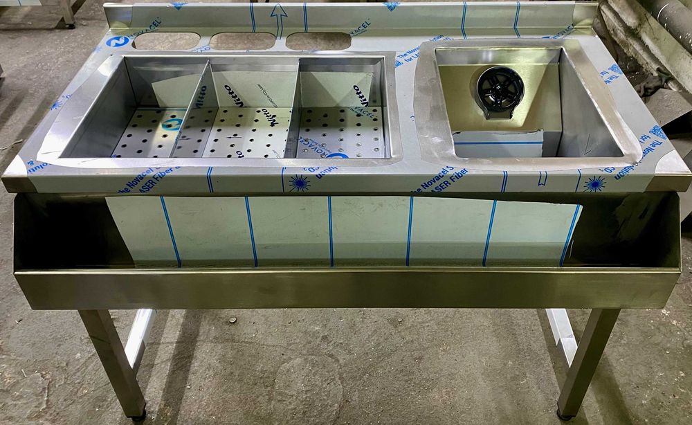 Барная станция на 1200 мм для бара.