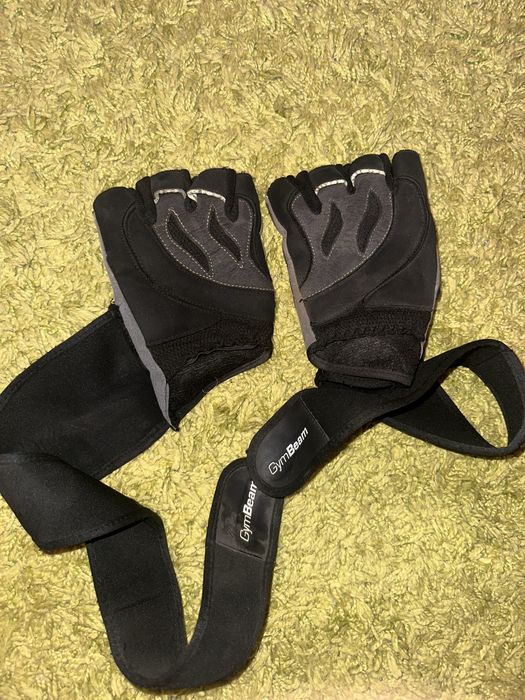 Manusi gymbeam pentru sala