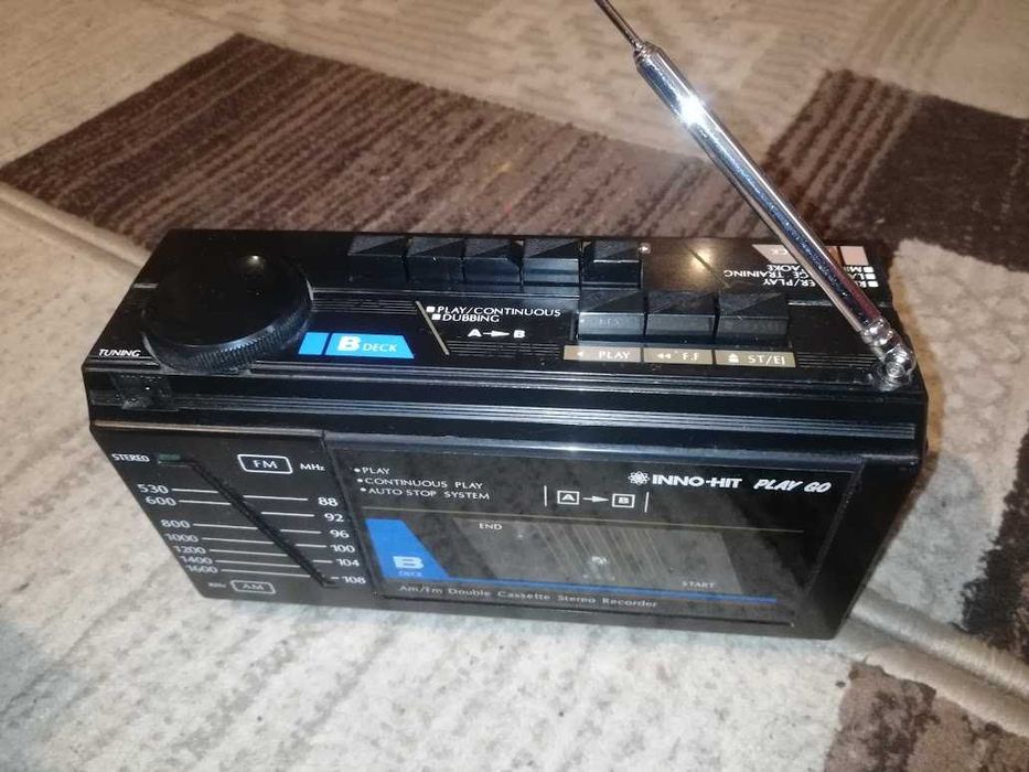 Vand o piesa de colectie,dublu radiocasetofon,foarte rar,Walkman