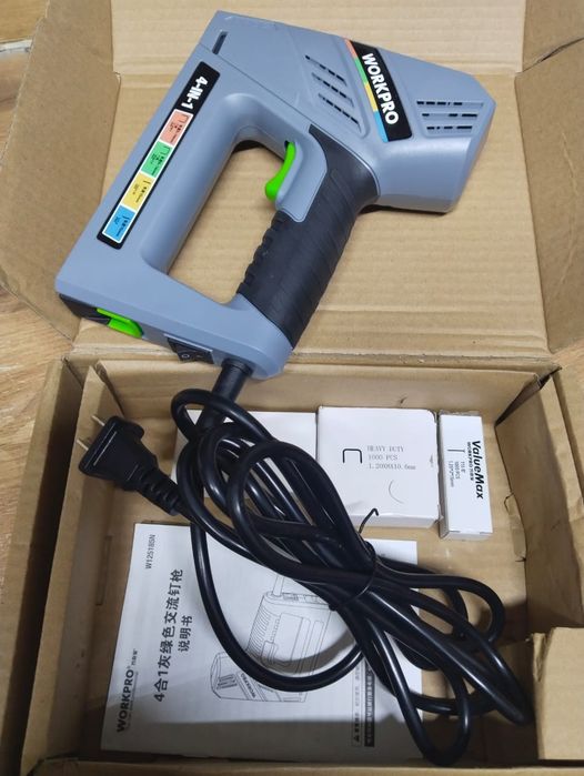 Продам Степлер нейлер